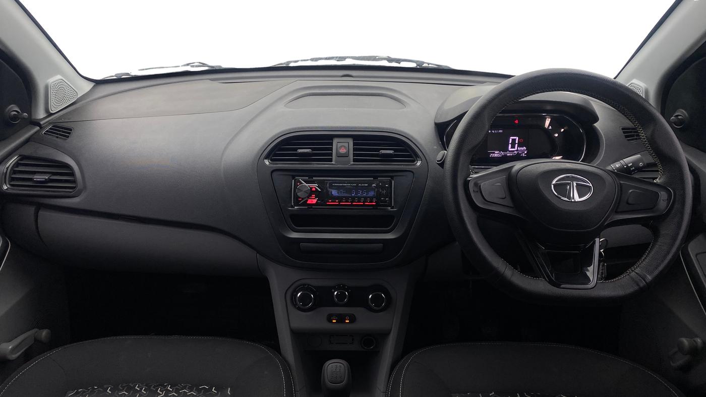 2023 Tata Tiago XE PETROL, Petrol, Manual, 23,377 km, Dashboard