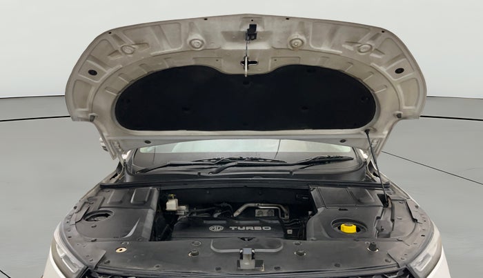 2021 MG HECTOR PLUS SHARP 1.5 PETROL TURBO HYBRID MT 6-STR, Petrol, Manual, 27,438 km, Open Bonet