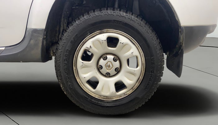 2014 Renault Duster RXL PETROL, Petrol, Manual, 1,25,234 km, Left Rear Wheel