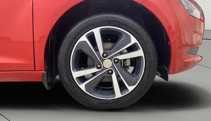 2022 Tata ALTROZ XZ PLUS DIESEL, Diesel, Manual, 33,122 km, Right Front Wheel