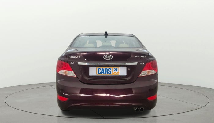 2013 Hyundai Verna FLUIDIC 1.6 CRDI SX, Diesel, Manual, 31,253 km, Back/Rear