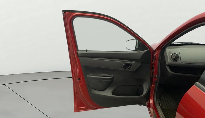 2017 Renault Kwid RXT 1.0, Petrol, Manual, 36,491 km, LHS Front Door