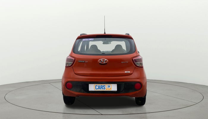 2017 Hyundai Grand i10 SPORTZ (O) 1.2 KAPPA VTVT, Petrol, Manual, 28,929 km, Back/Rear