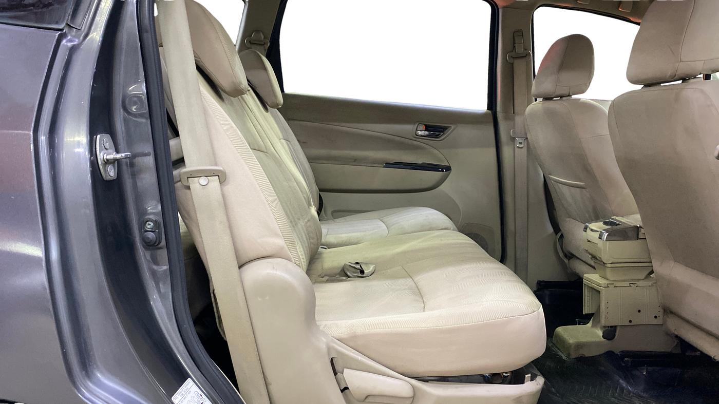 2016 Maruti Ertiga VDI SHVS, Diesel, Manual, 80,219 km, Right Side Rear Door Cabin