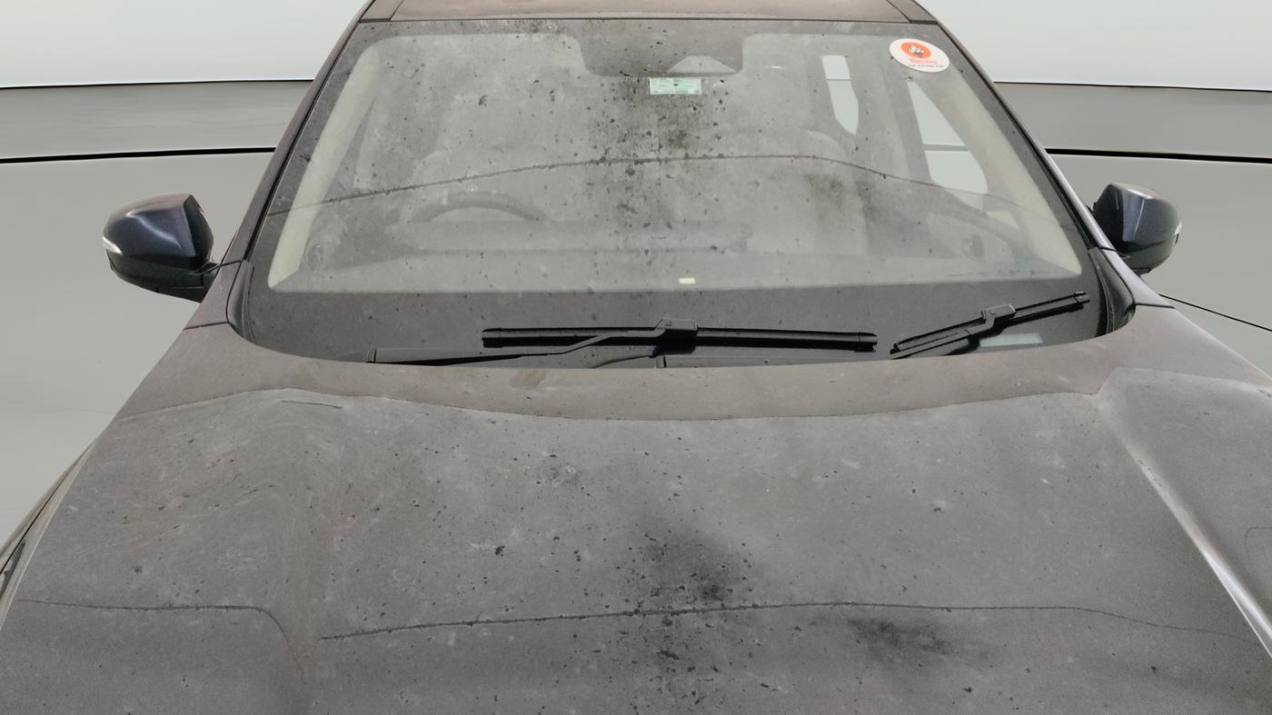 2023 Mahindra XUV700 AX 7 LUXURY D AWD AT 7 STR, Diesel, Automatic, 58,756 km, Front Windshield
