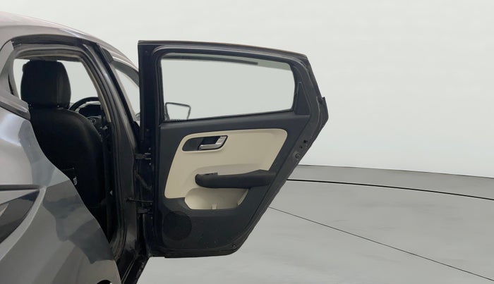 2021 Tata ALTROZ XZ DIESEL, Diesel, Manual, 98,464 km, RHS Rear Door