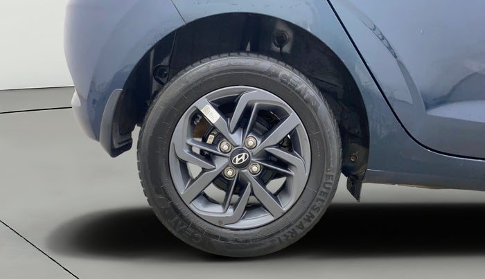 2022 Hyundai GRAND I10 NIOS SPORTZ AMT 1.2 KAPPA VTVT, Petrol, Automatic, 23,377 km, Right Rear Wheel