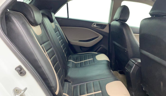 2015 Hyundai Elite i20 ASTA 1.2, Petrol, Manual, 58,757 km, Right Side Rear Door Cabin