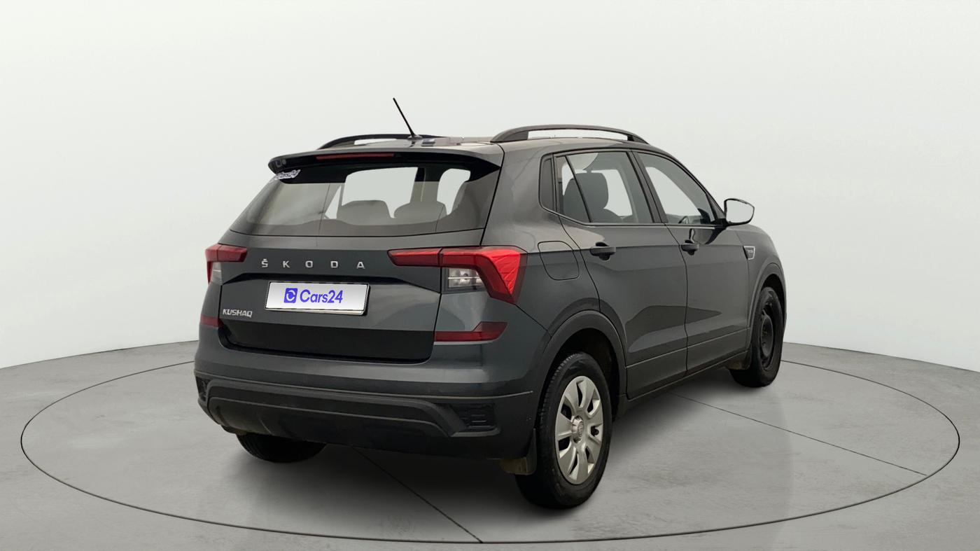2025 Skoda KUSHAQ ACTIVE 1.0L TSI MT, Petrol, Manual, 33,755 km, Right Back Diagonal