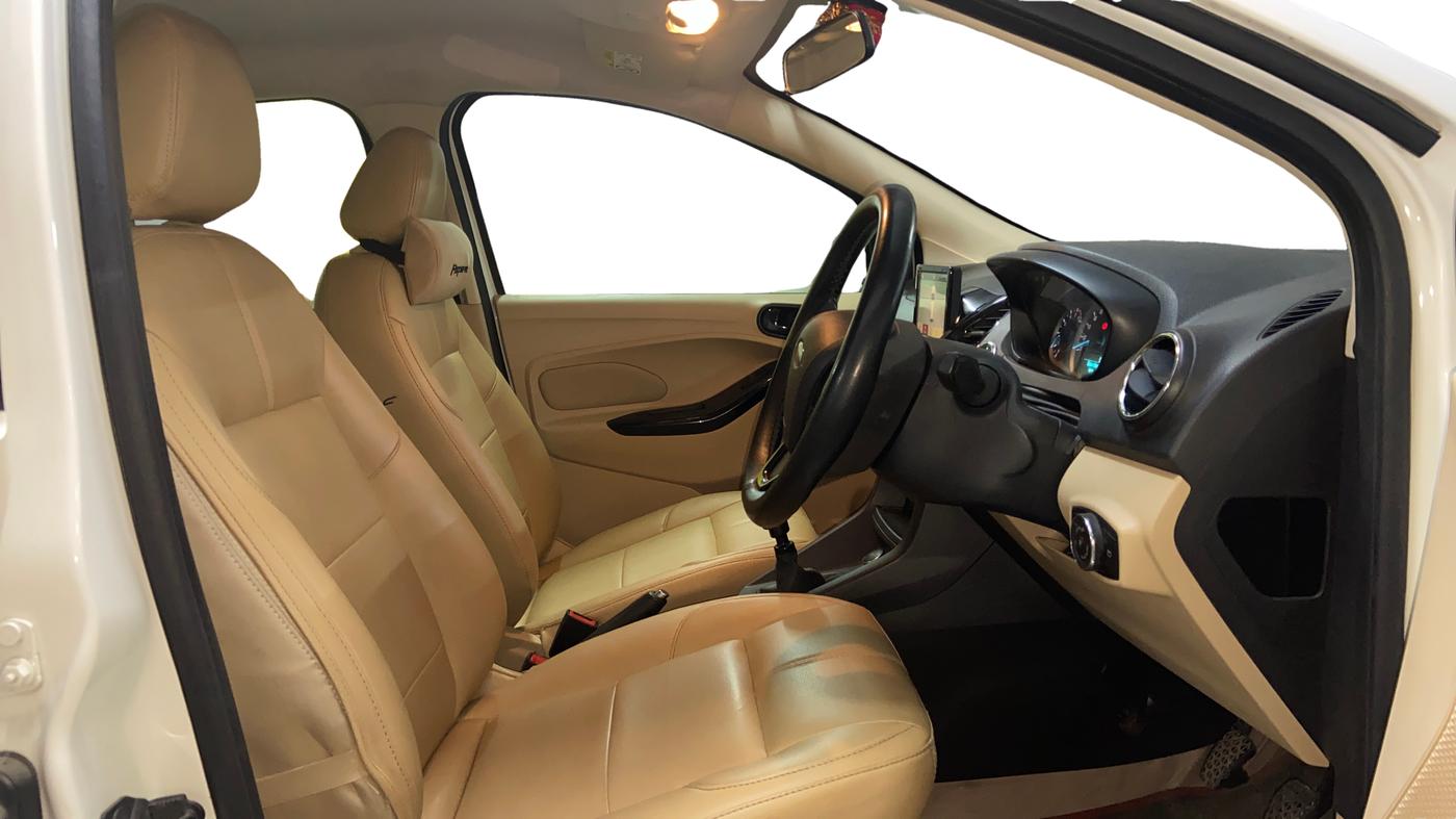 2021 Ford Figo Aspire TITANIUM PLUS 1.5 DIESEL, Diesel, Manual, 87,410 km, Right Side Front Door Cabin
