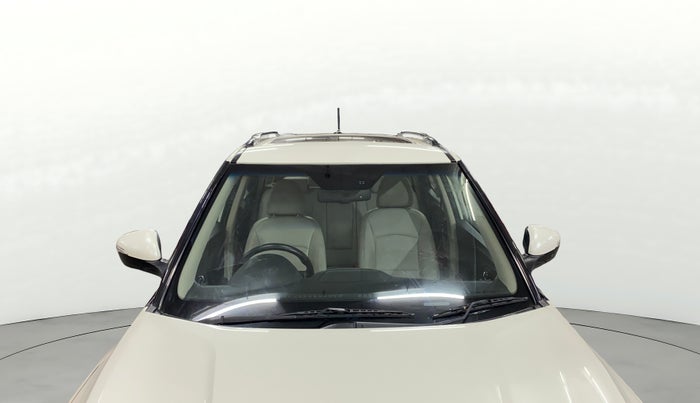 2021 Mahindra XUV300 W8 (O) 1.5 DIESEL AMT, Diesel, Automatic, 60,064 km, Front Windshield