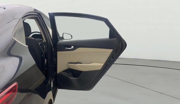 2019 Hyundai Verna 1.6 VTVT SX, Petrol, Manual, 49,754 km, RHS Rear Door