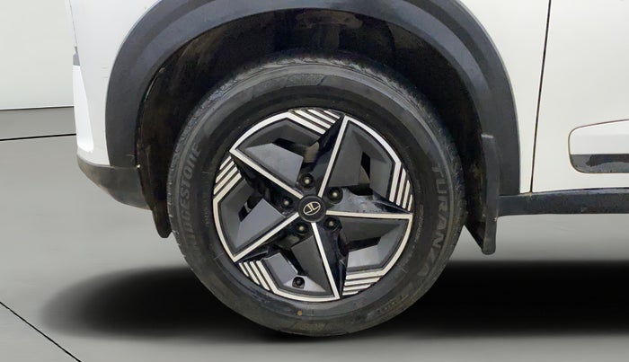 2023 Tata NEXON CREATIVE + SUNROOF 1.2 PETROL, Petrol, Manual, 39,460 km, Left Front Wheel