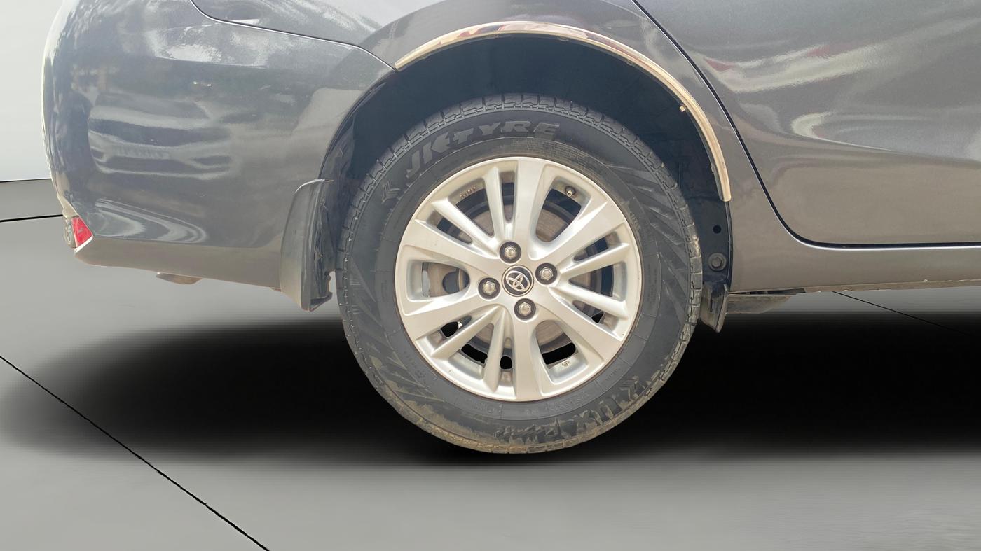 2018 Toyota YARIS VX CVT, Petrol, Automatic, 78,594 km, Right Rear Wheel