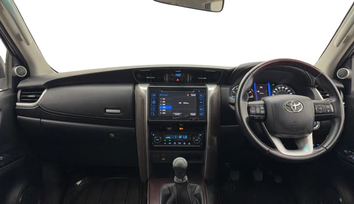2017 Toyota Fortuner 2.7 4X2 MT, Petrol, Manual, 48,518 km, Dashboard