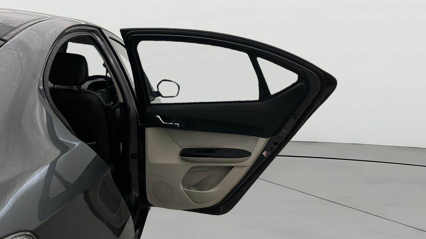 2022 Tata TIGOR XZA PLUS PETROL, Petrol, Automatic, 40,880 km, RHS Rear Door