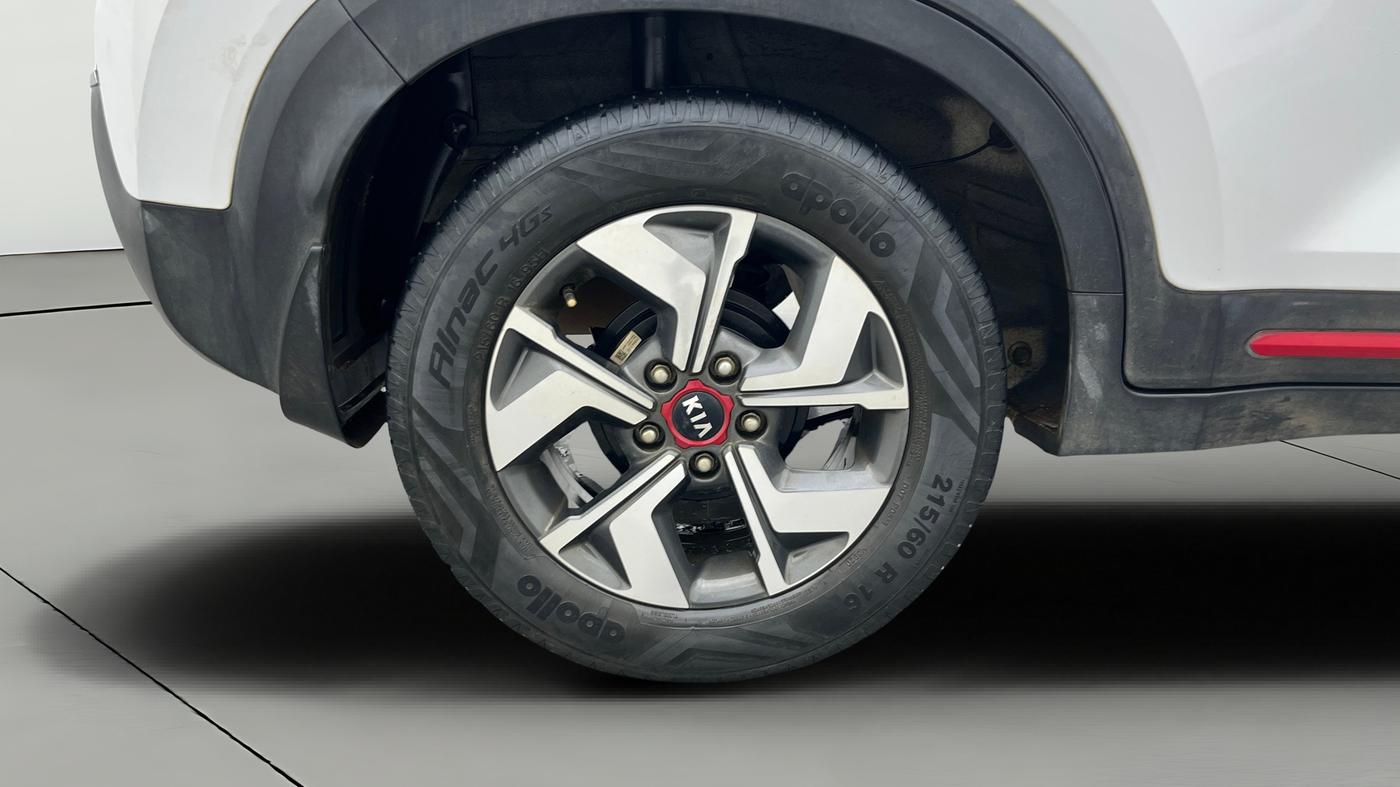 2020 KIA SONET GTX PLUS 1.0 IMT, Petrol, Manual, 31,426 km, Right Rear Wheel