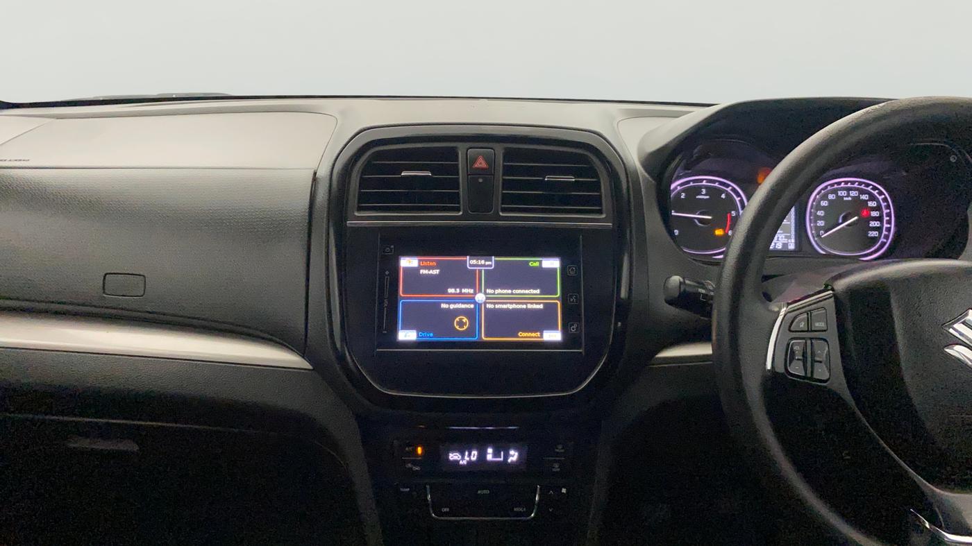 2017 Maruti Vitara Brezza ZDI PLUS DUAL TONE, Diesel, Manual, 83,346 km, Air Conditioner