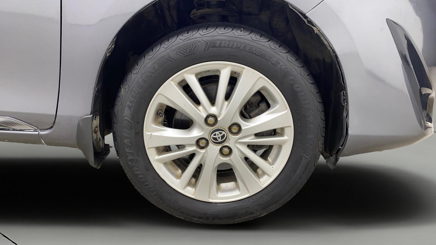 2020 Toyota YARIS VX CVT, Petrol, Automatic, 50,620 km, Right Front Wheel