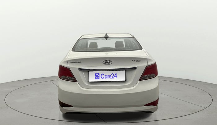 2016 Hyundai Verna 1.6 VTVT SX, Petrol, Manual, 99,271 km, Back/Rear