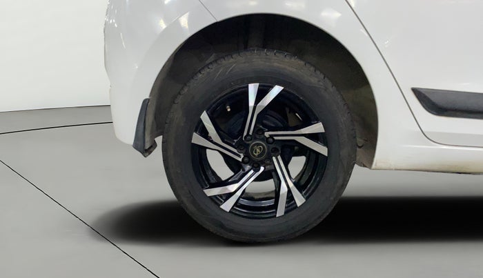 2015 Hyundai Elite i20 MAGNA 1.2, Petrol, Manual, 70,135 km, Right Rear Wheel