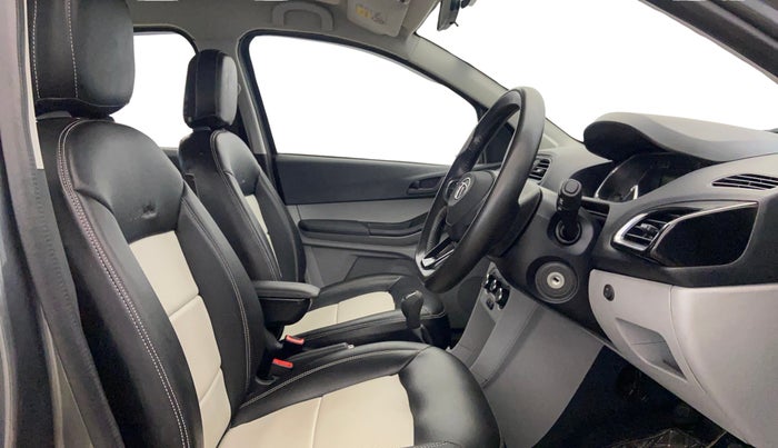 2023 Tata Tiago XT (O) PETROL, Petrol, Manual, 10,442 km, Right Side Front Door Cabin