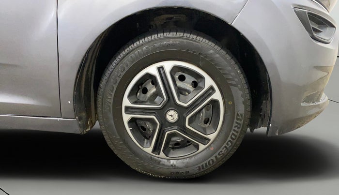 2021 Tata ALTROZ XE PETROL, Petrol, Manual, 58,242 km, Right Front Wheel