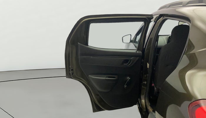 2017 Renault Kwid RXT 1.0 AMT (O), Petrol, Automatic, 81,389 km, LHS Rear Door