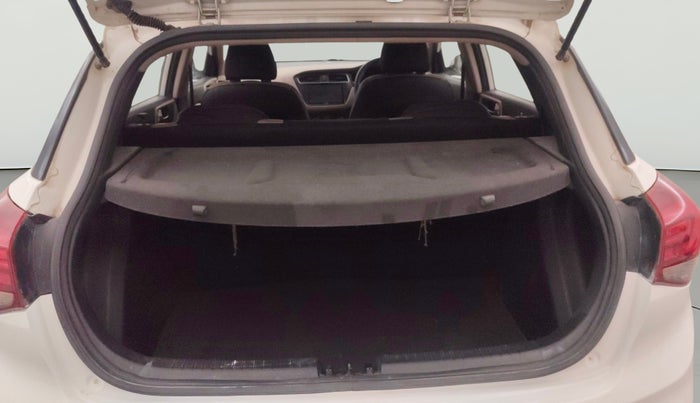 2019 Hyundai Elite i20 SPORTZ PLUS 1.2, Petrol, Manual, 73,512 km, Boot Open Zoomed View