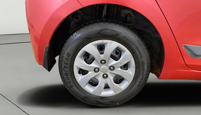 2016 Hyundai Elite i20 SPORTZ 1.2, Petrol, Manual, 86,447 km, Right Rear Wheel