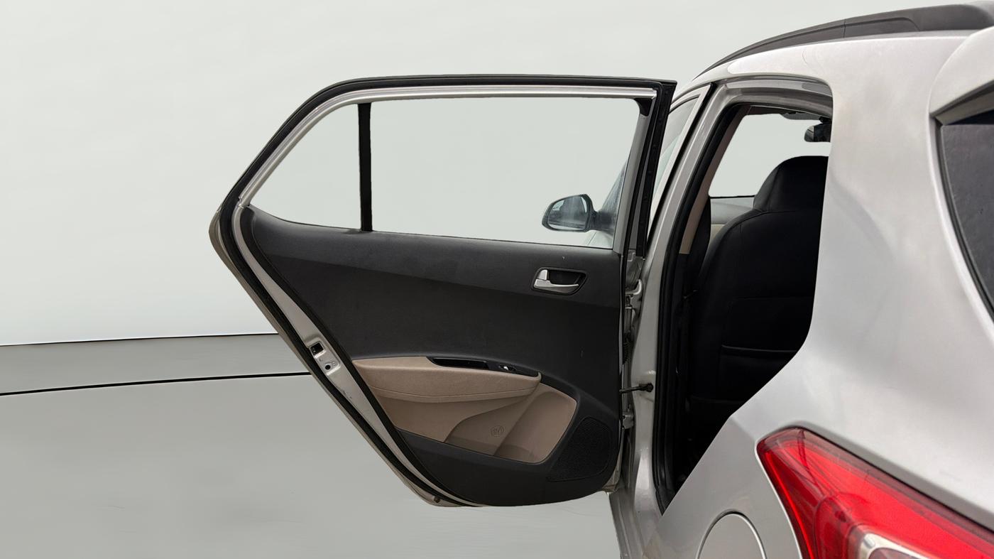 2016 Hyundai Grand i10 ASTA AT 1.2 KAPPA VTVT, Petrol, Automatic, 65,031 km, LHS Rear Door