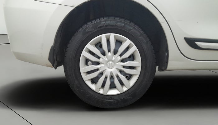 2018 Maruti Dzire VDI, Diesel, Manual, 1,01,297 km, Right Rear Wheel