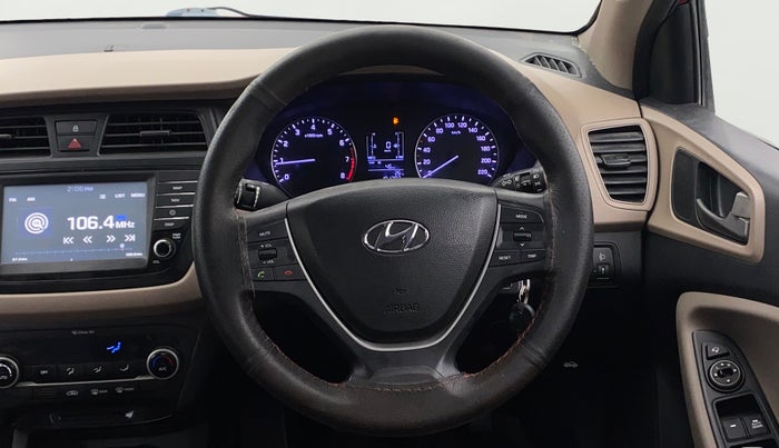 2017 Hyundai Elite i20 ASTA 1.2, Petrol, Manual, 1,01,700 km, Steering Wheel Close Up