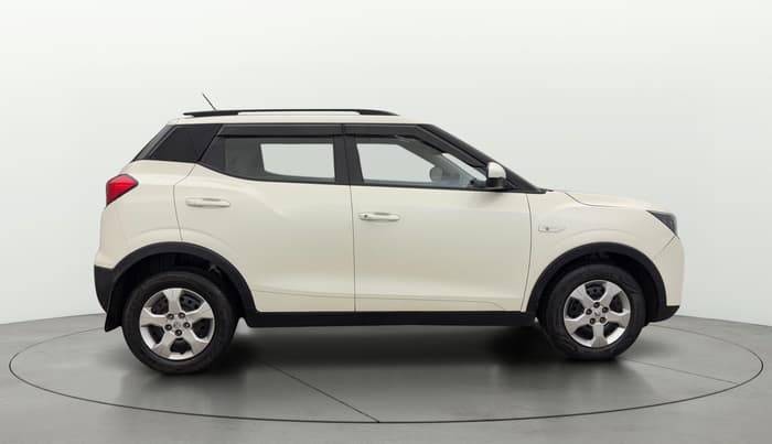 2023 Mahindra XUV300 W6 1.5 Diesel, Diesel, Manual, 44,358 km, Right Side View