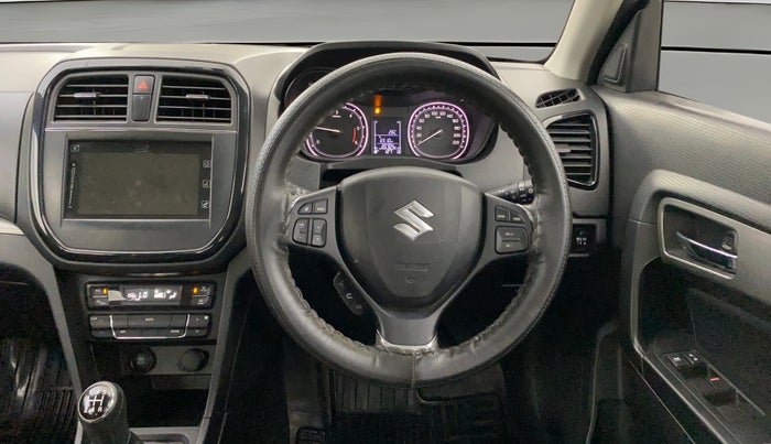 2018 Maruti Vitara Brezza ZDI PLUS DUAL TONE, Diesel, Manual, 20,704 km, Steering Wheel Close Up
