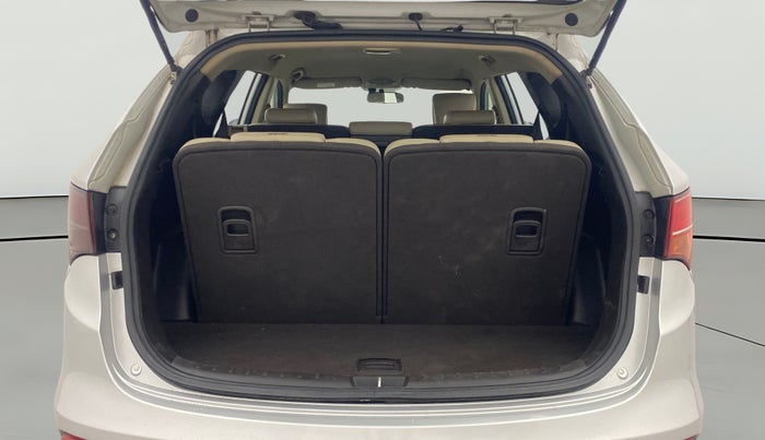 2015 Hyundai Santa Fe 4 WD AT, Diesel, Automatic, 1,28,045 km, Boot Open Zoomed View