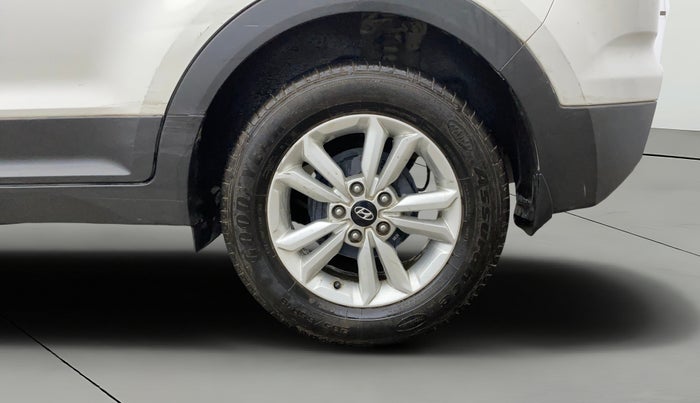2015 Hyundai Creta SX PLUS 1.6 PETROL, Petrol, Manual, 69,803 km, Left Rear Wheel