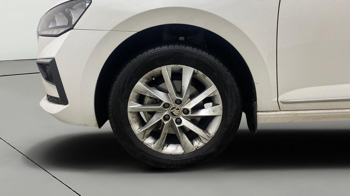 2023 Skoda SLAVIA AMBITION 1.0L TSI AT, Petrol, Automatic, 11,850 km, Left Front Wheel