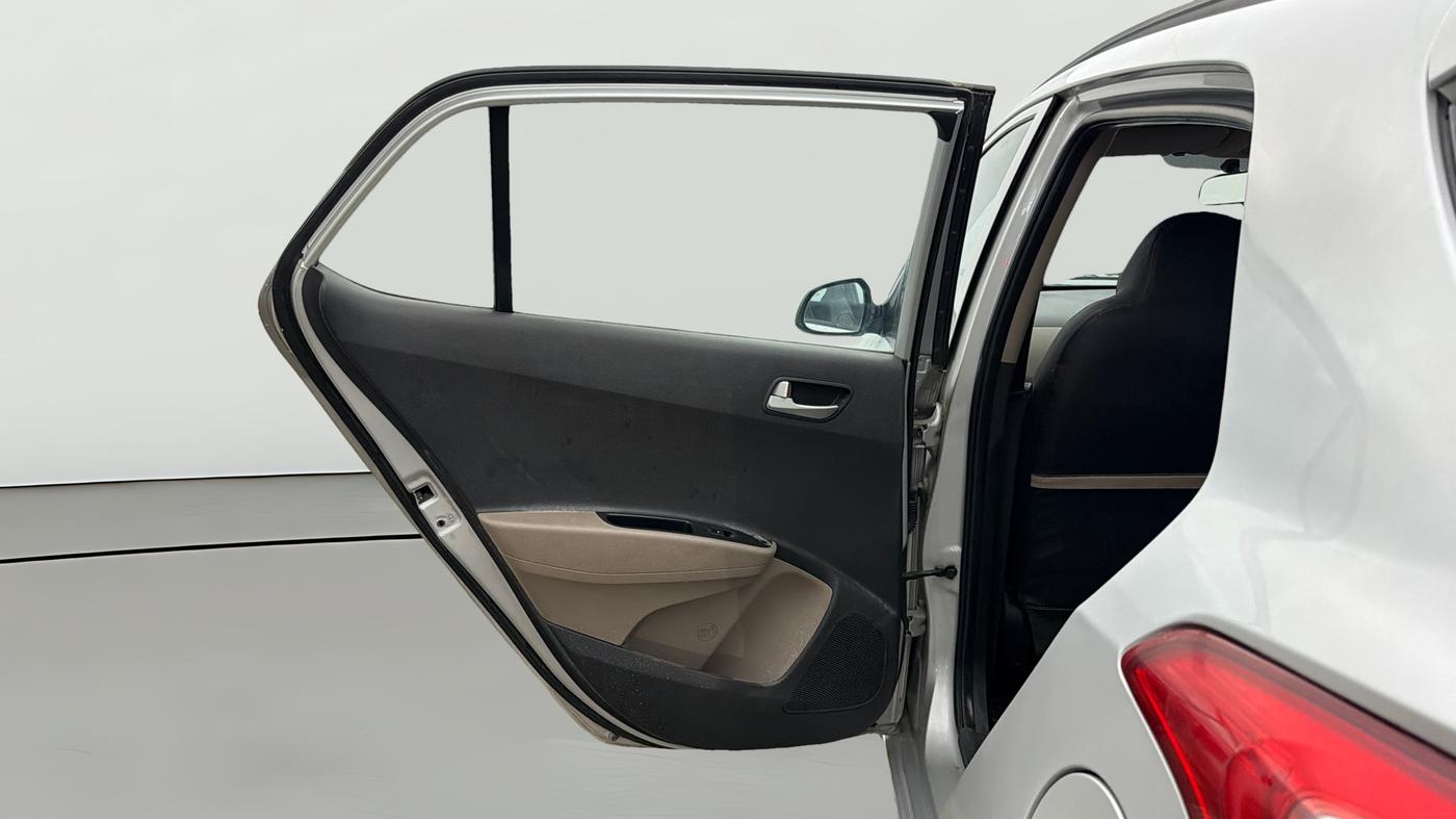 2015 Hyundai Grand i10 ASTA AT 1.2 KAPPA VTVT, Petrol, Automatic, 69,913 km, LHS Rear Door