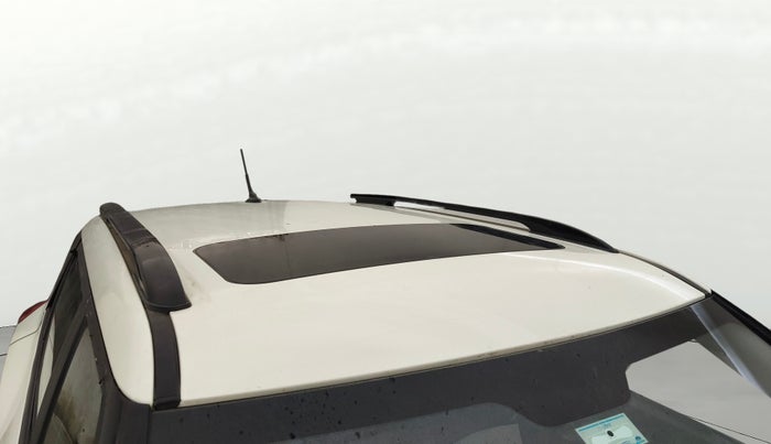 2023 Mahindra XUV300 W6 1.5 Diesel, Diesel, Manual, 95,027 km, Roof