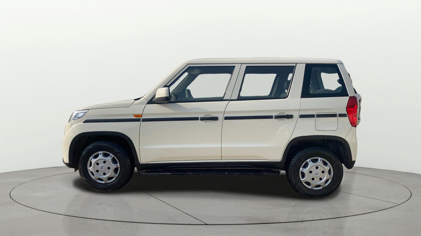 2023 Mahindra BOLERO NEO N 8, Diesel, Manual, 38,104 km, Left Side