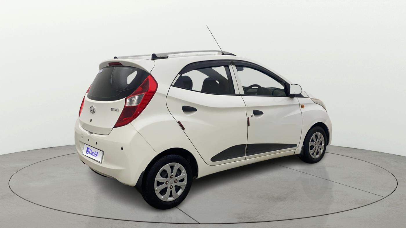 2017 Hyundai Eon MAGNA +, Petrol, Manual, 62,400 km, Right Back Diagonal