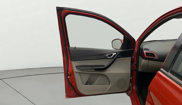 2017 Tata Tiago XZ PETROL, Petrol, Manual, 68,432 km, LHS Front Door