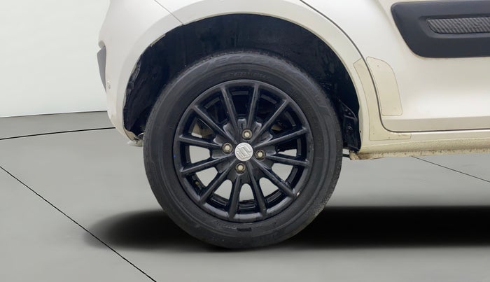 2017 Maruti IGNIS DELTA 1.2 AMT, Petrol, Automatic, 8,459 km, Right Rear Wheel