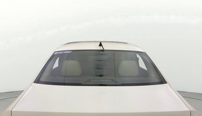 2014 Volkswagen Vento HIGHLINE PETROL AT, Petrol, Automatic, 92,803 km, Rear Windshield