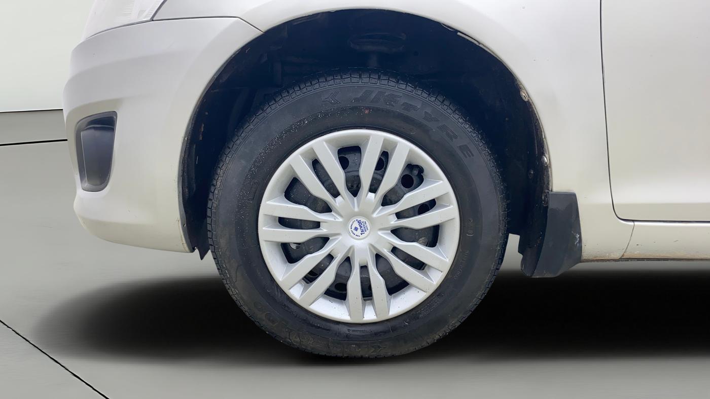 2014 Maruti Swift Dzire VXI, Petrol, Manual, 43,851 km, Left Front Wheel