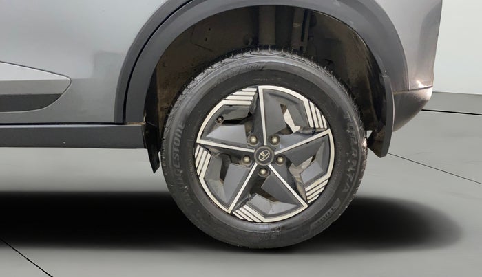 2023 Tata NEXON CREATIVE PLUS 1.2 REVOTRON 6 MT DT, Petrol, Manual, 24,857 km, Left Rear Wheel