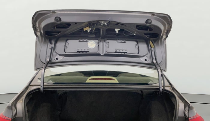 2018 Honda Amaze 1.2L I-VTEC V, Petrol, Manual, 39,100 km, Boot Door Open