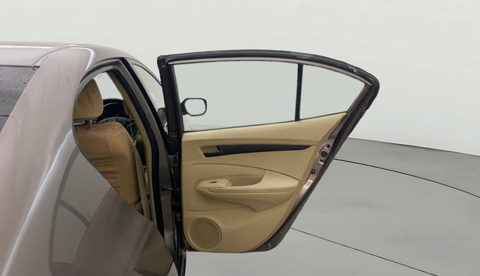 2013 Honda City 1.5L I-VTEC S MT, Petrol, Manual, 1,15,949 km, RHS Rear Door