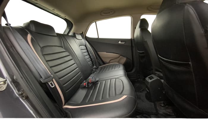 2019 Hyundai Grand i10 SPORTZ 1.2 KAPPA VTVT, Petrol, Manual, 37,642 km, Right Side Rear Door Cabin
